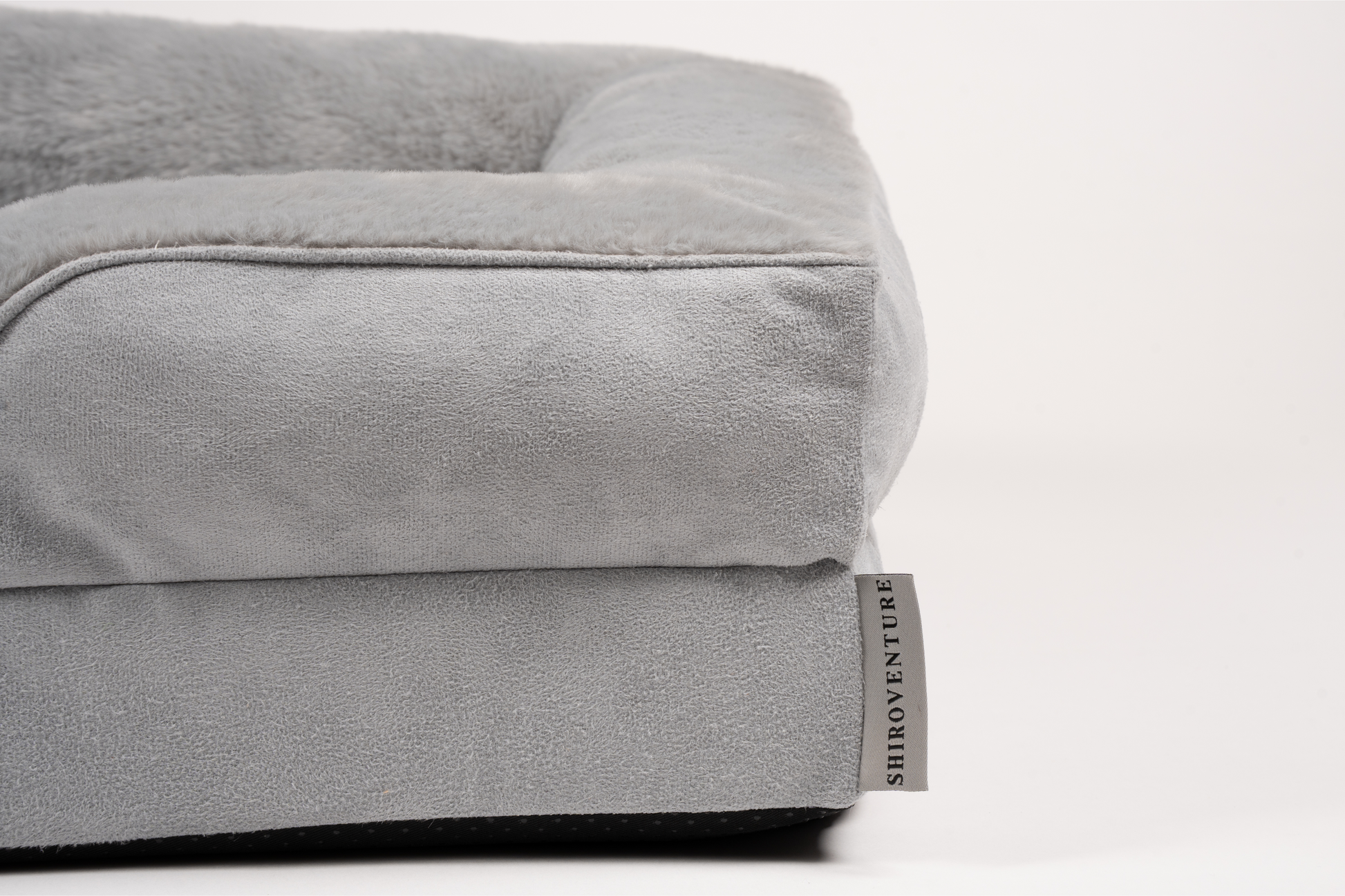 Luxus-Hundebett mit Memory Foam, Ansicht Logo Shiroventure